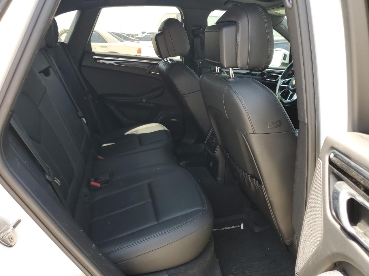2021 Porsche Macan VIN: WP1AA2A58MLB17626 Lot: 67490254