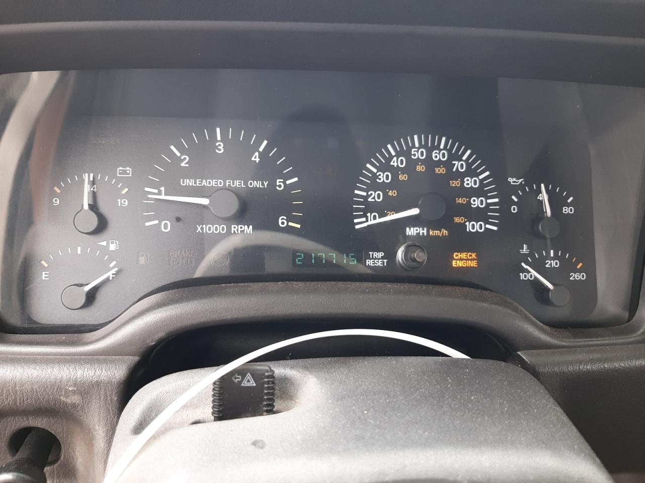 1J4FT28S8WL219020 1998 Jeep Cherokee Se