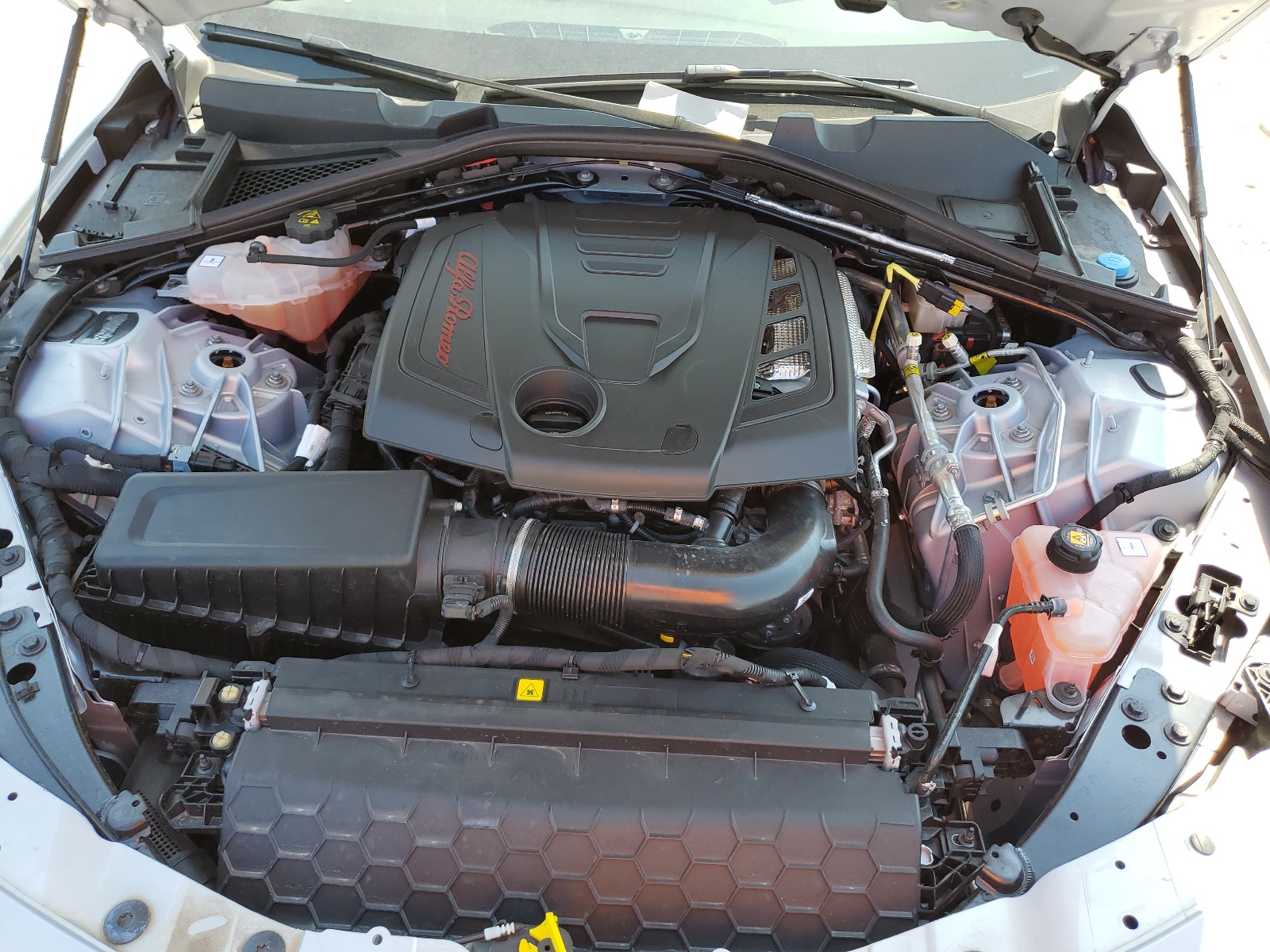 ZARFAMBN8R7683082 2024 Alfa Romeo Giulia Ti