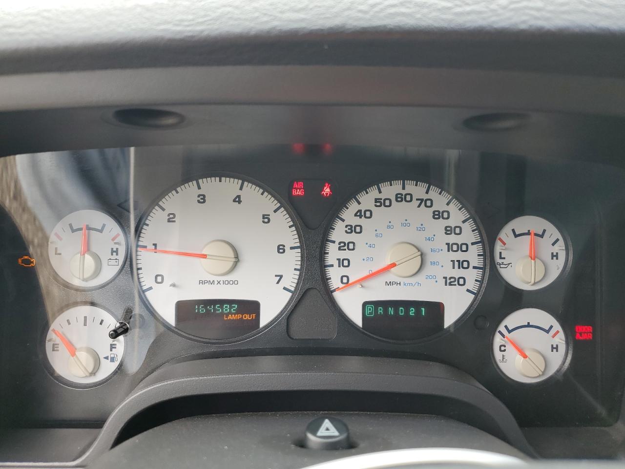 2002 Dodge Ram 1500 VIN: 1D7HU18NX2S605945 Lot: 67913344