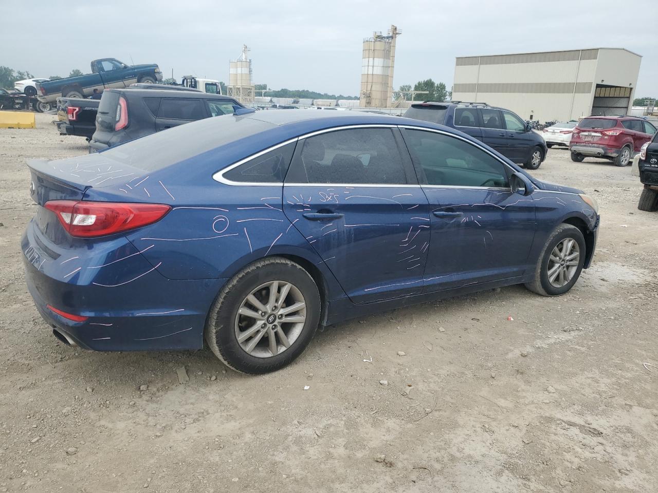 2017 Hyundai Sonata - Image 3
