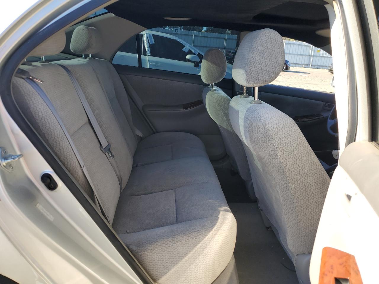 2003 Toyota Corolla Ce VIN: JTDBR32EX30049025 Lot: 67373654