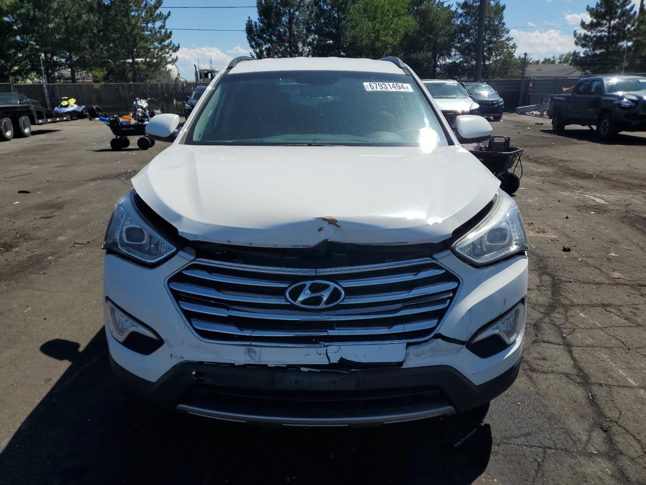 2016 Hyundai Santa Fe - Image 5