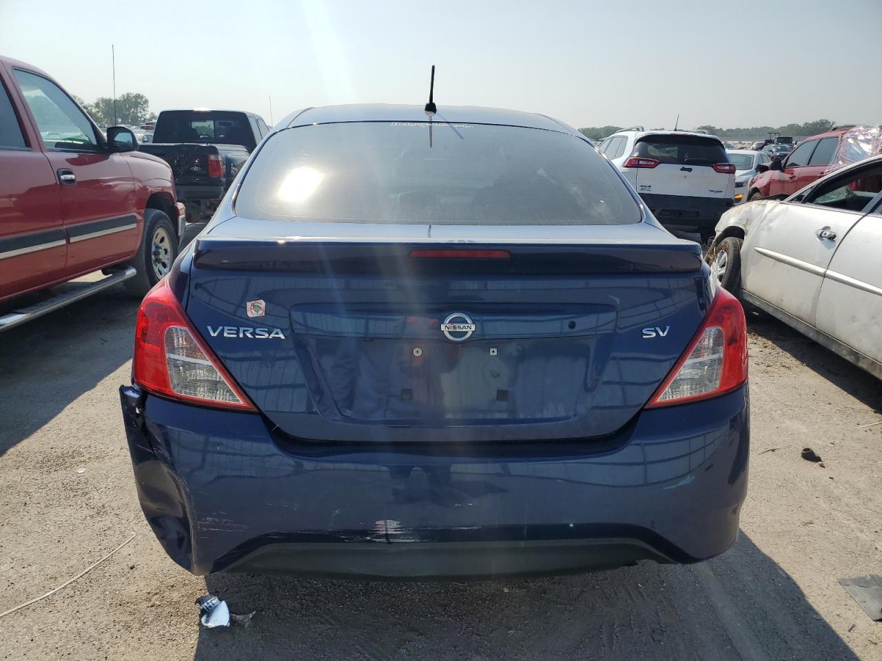 2019 Nissan Versa S VIN: 3N1CN7AP3KL805177 Lot: 67711024