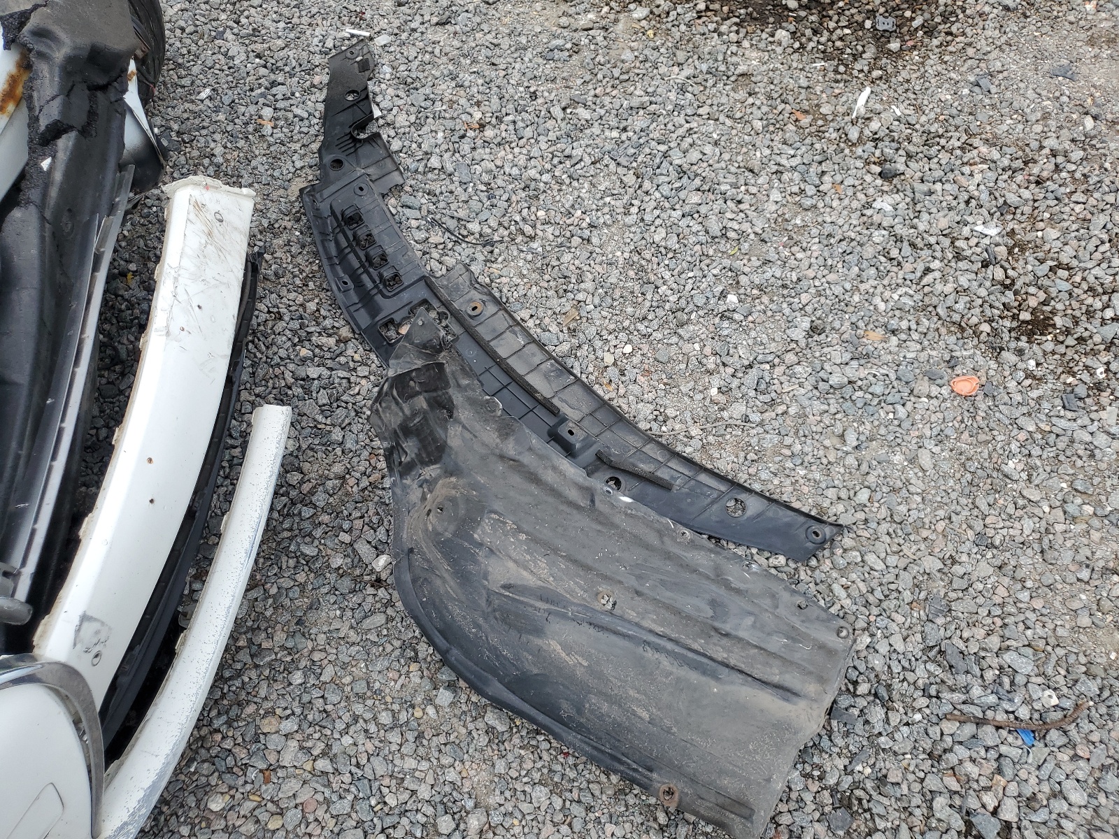 JTHBW1GG1D2022095 2013 Lexus Es 300H