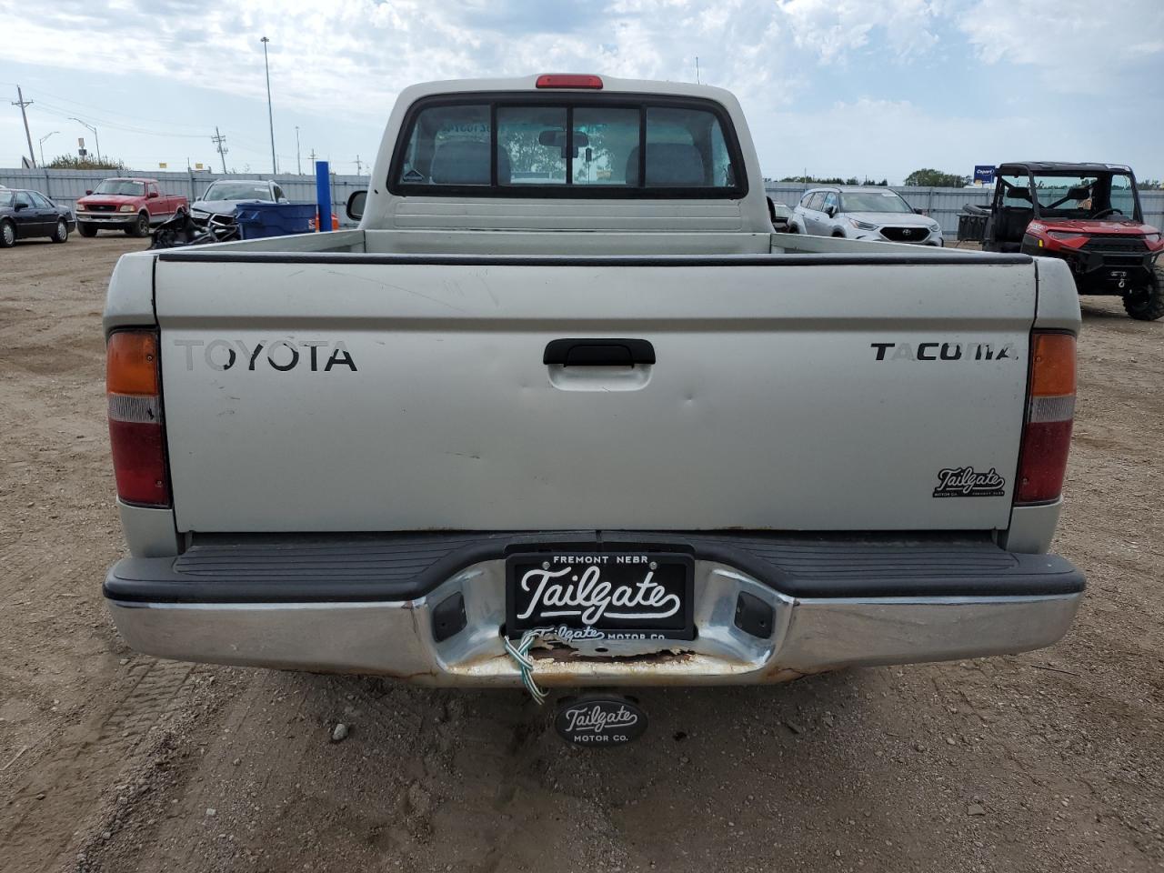 2000 Toyota Tacoma VIN: 4TAPM62N6YZ620157 Lot: 69218374