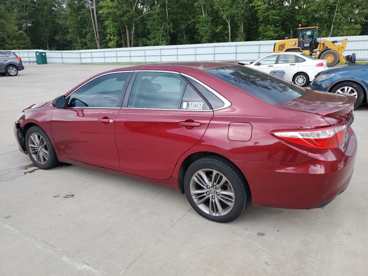 4T1BF1FK6GU557001 2016 TOYOTA CAMRY - Image 2