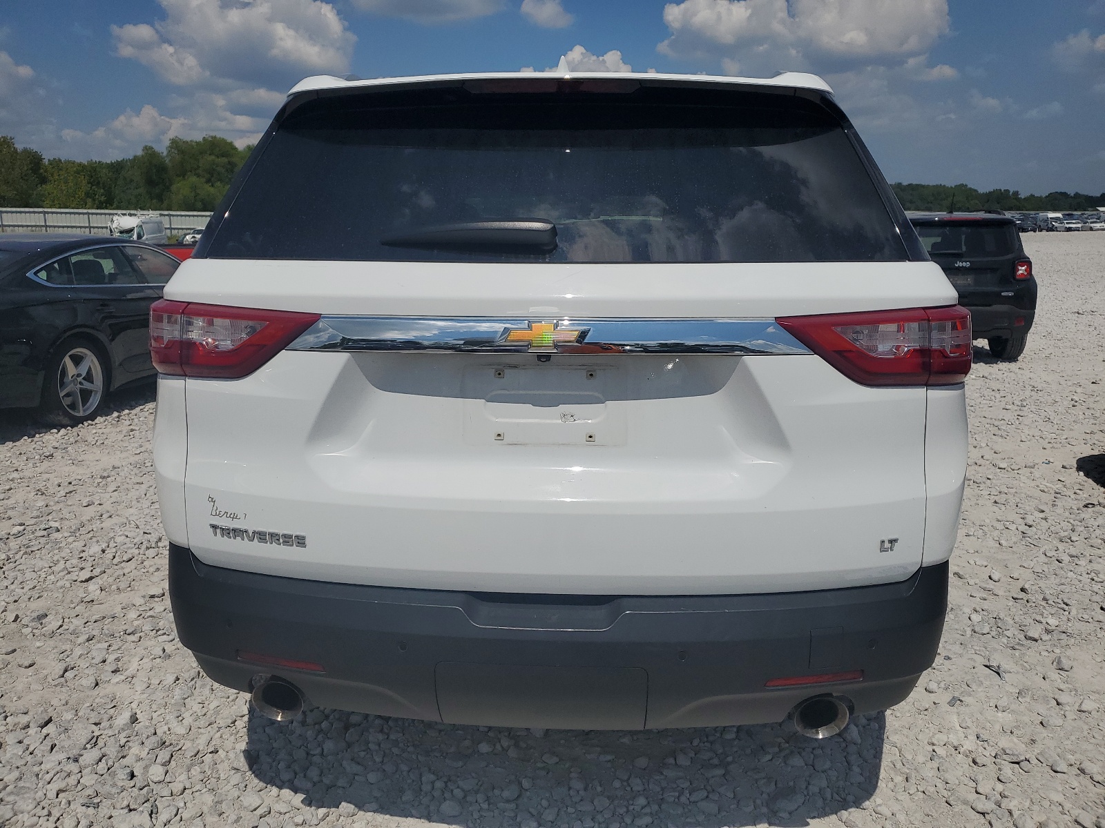 1GNERGKW8JJ201508 2018 Chevrolet Traverse Lt