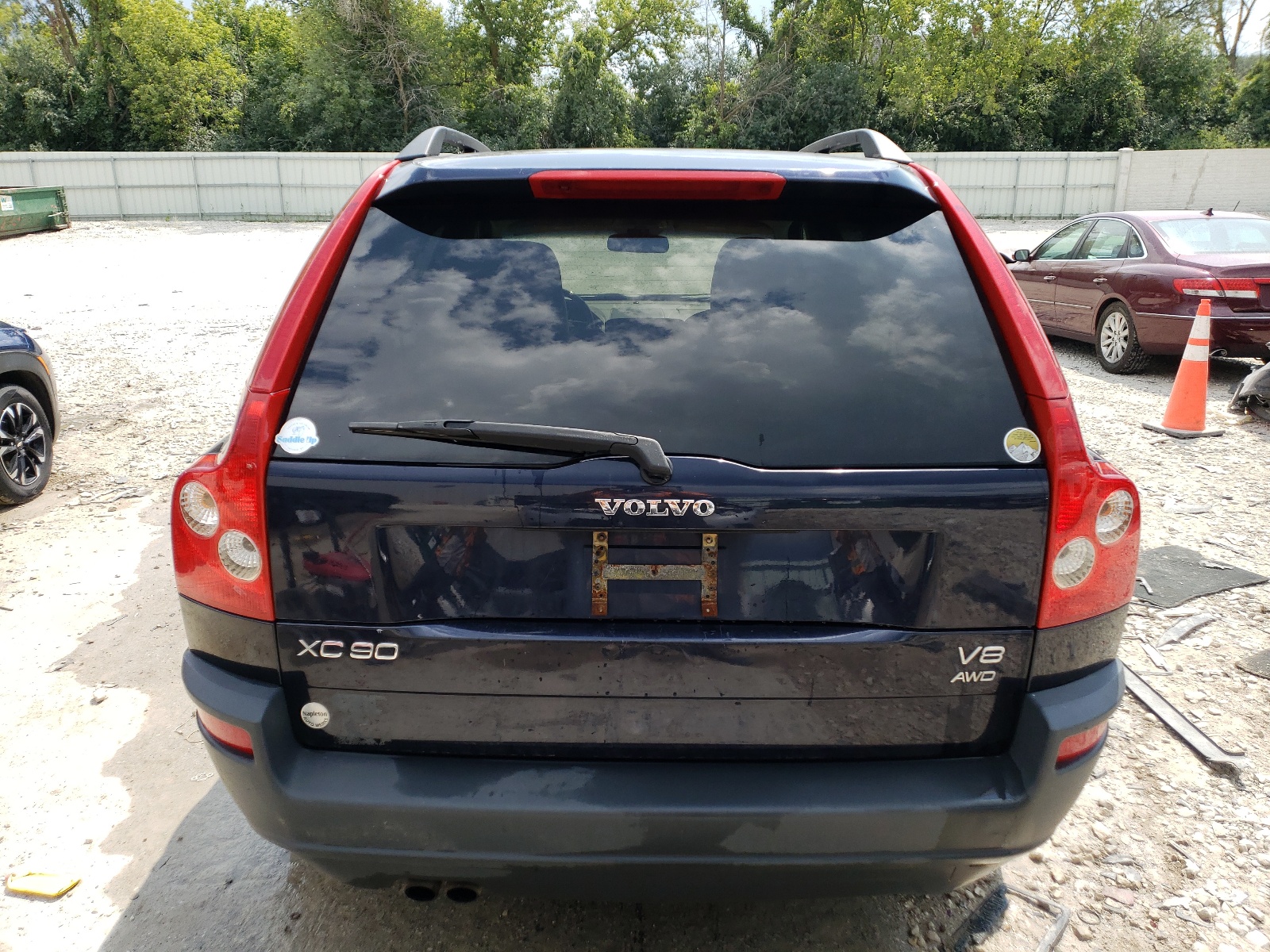 YV1CZ852651208374 2005 Volvo Xc90 V8