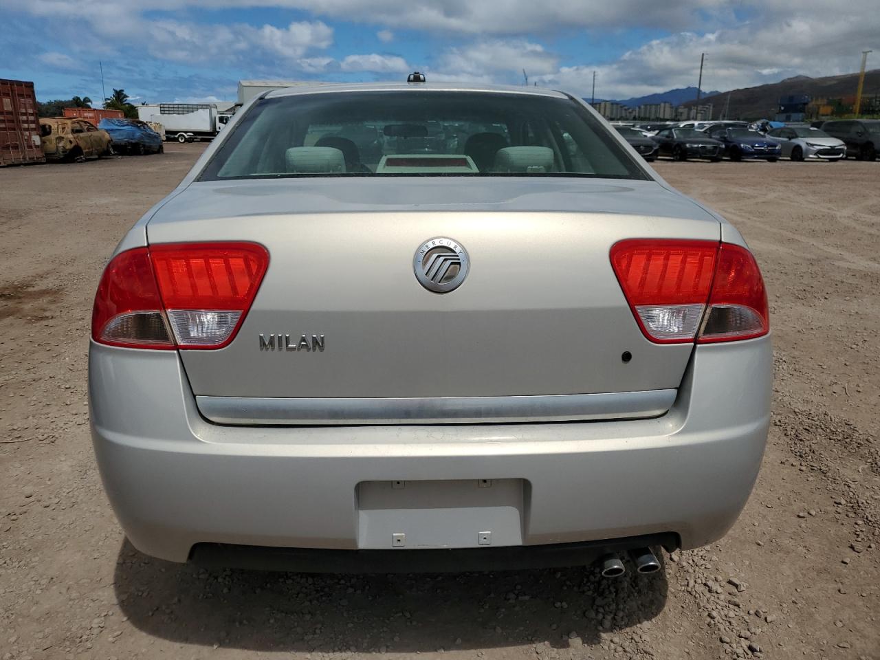 2010 Mercury Milan VIN: 3MEHM0HA6AR637611 Lot: 69890354