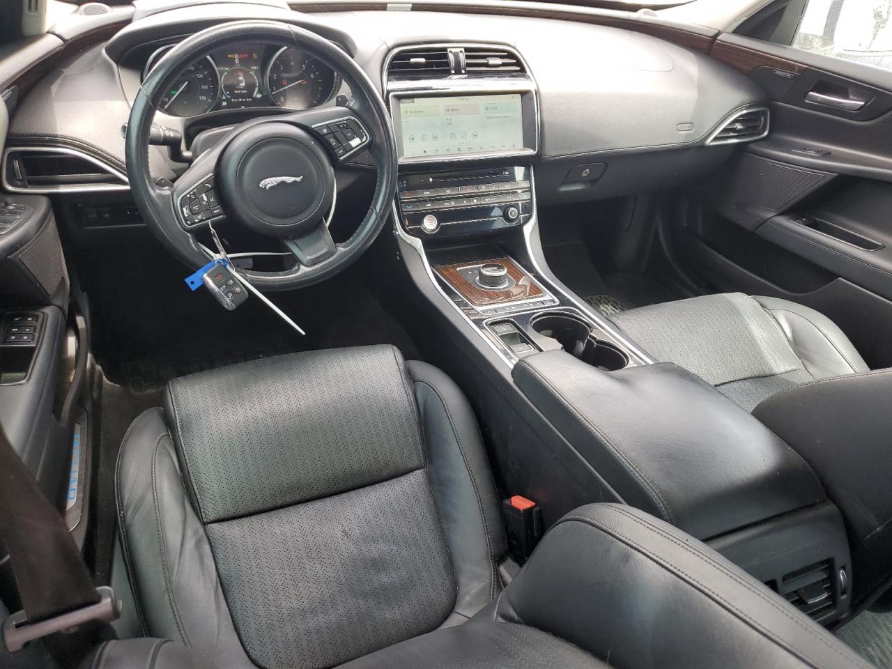 2017 Jaguar Xe First Edition VIN: SAJAN4BV5HA947810 Lot: 60073974