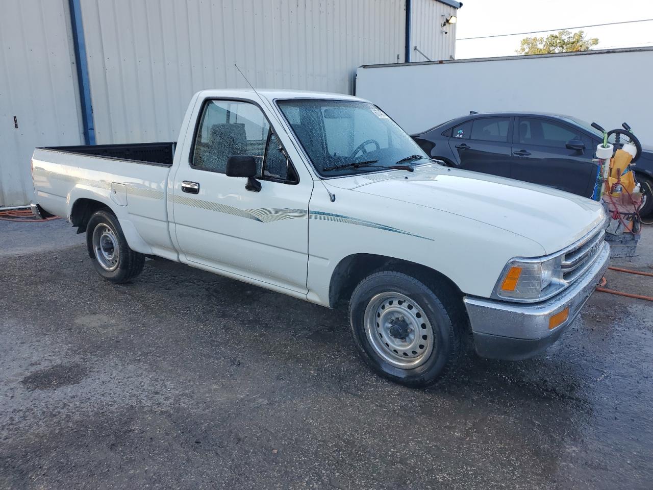 1991 Toyota Pickup 1/2 Ton Short Wheelbase Dlx VIN: JT4RN81P9M5125171 Lot: 67746774