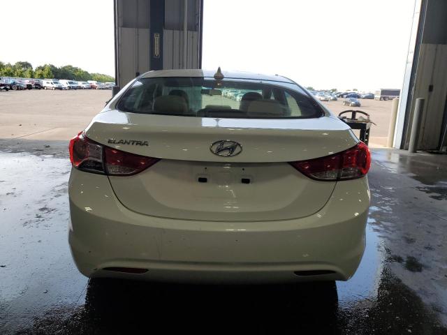  HYUNDAI ELANTRA 2013 Білий