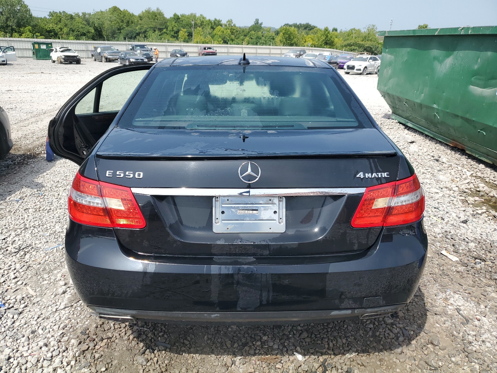 WDDHF9ABXBA298467 2011 Mercedes-Benz E 550 4Matic