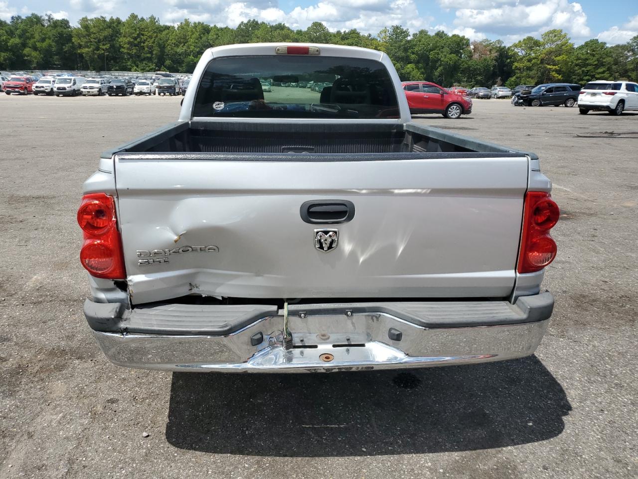 2005 Dodge Dakota Quad Slt VIN: 1D7HE48K75S337445 Lot: 69220814