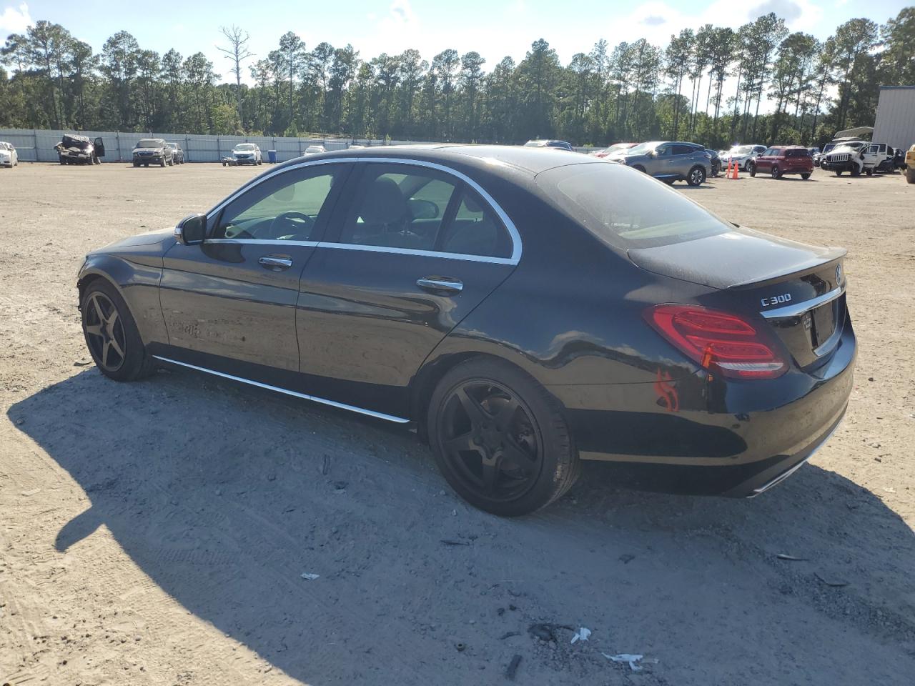 2015 Mercedes-Benz C 300 VIN: 55SWF4JB6FU071647 Lot: 68980534