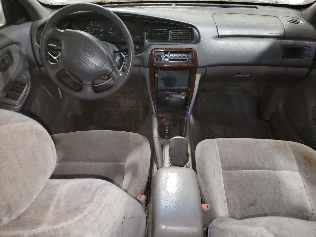 1N4DL01D4WC210026 1998 Nissan Altima Xe