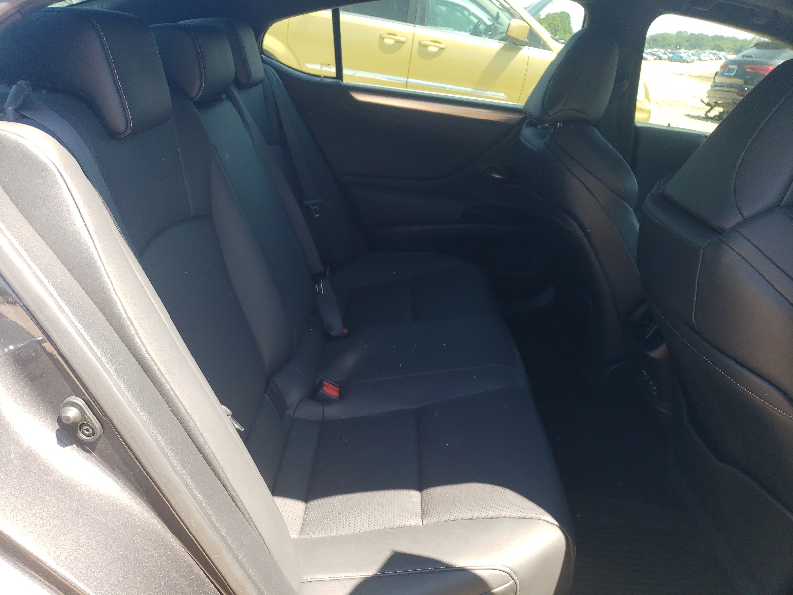 58AGZ1B12NU113095 2022 Lexus Es 350 Base