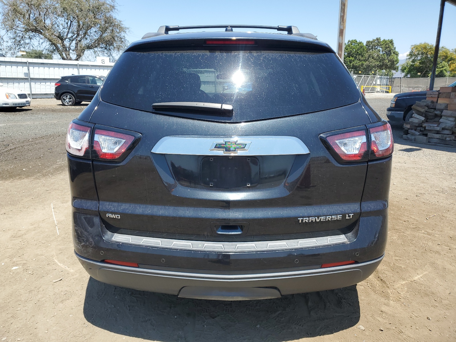 1GNKVHKD4EJ144765 2014 Chevrolet Traverse Lt