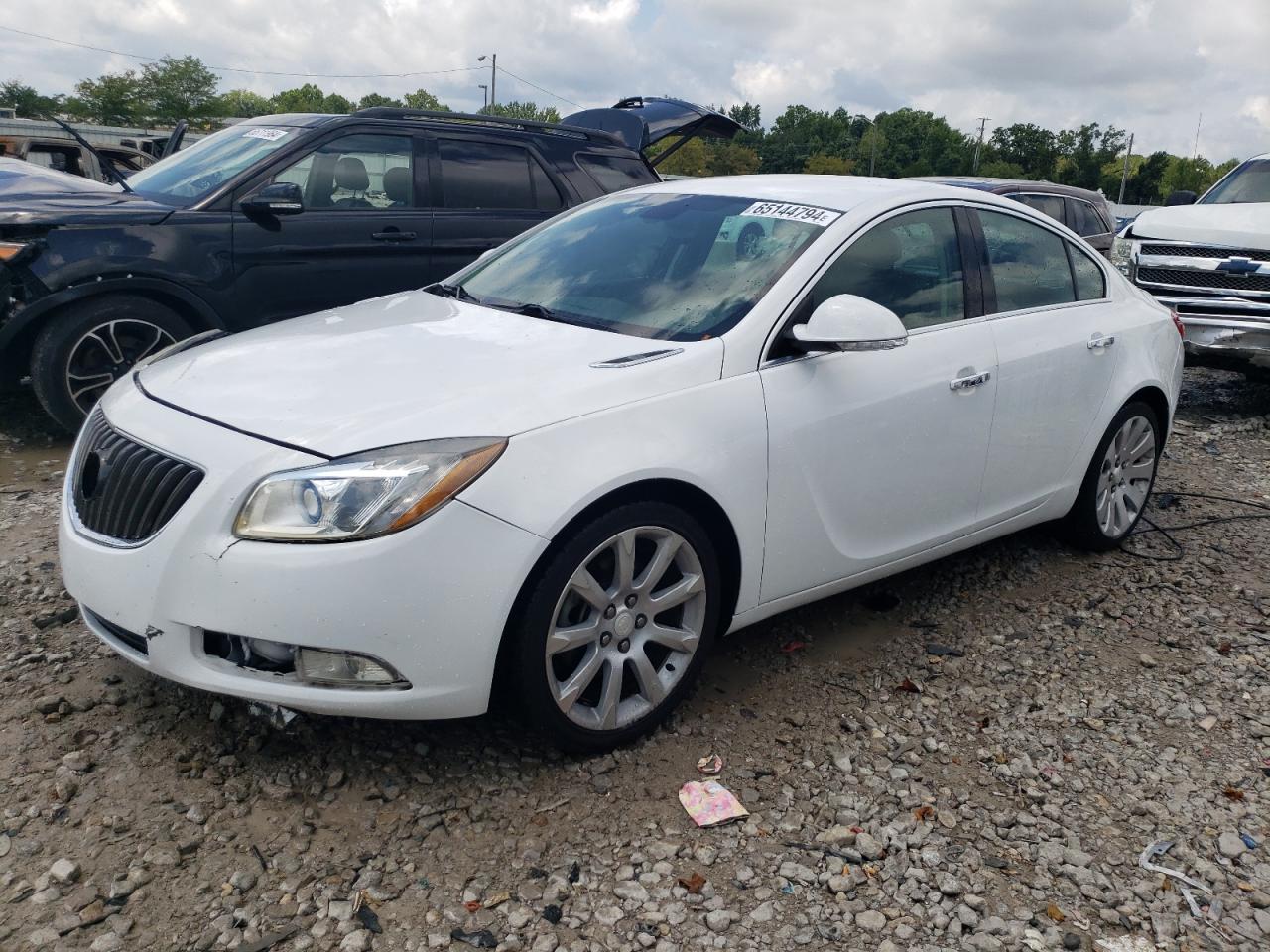 2012 Buick Regal - Image 1