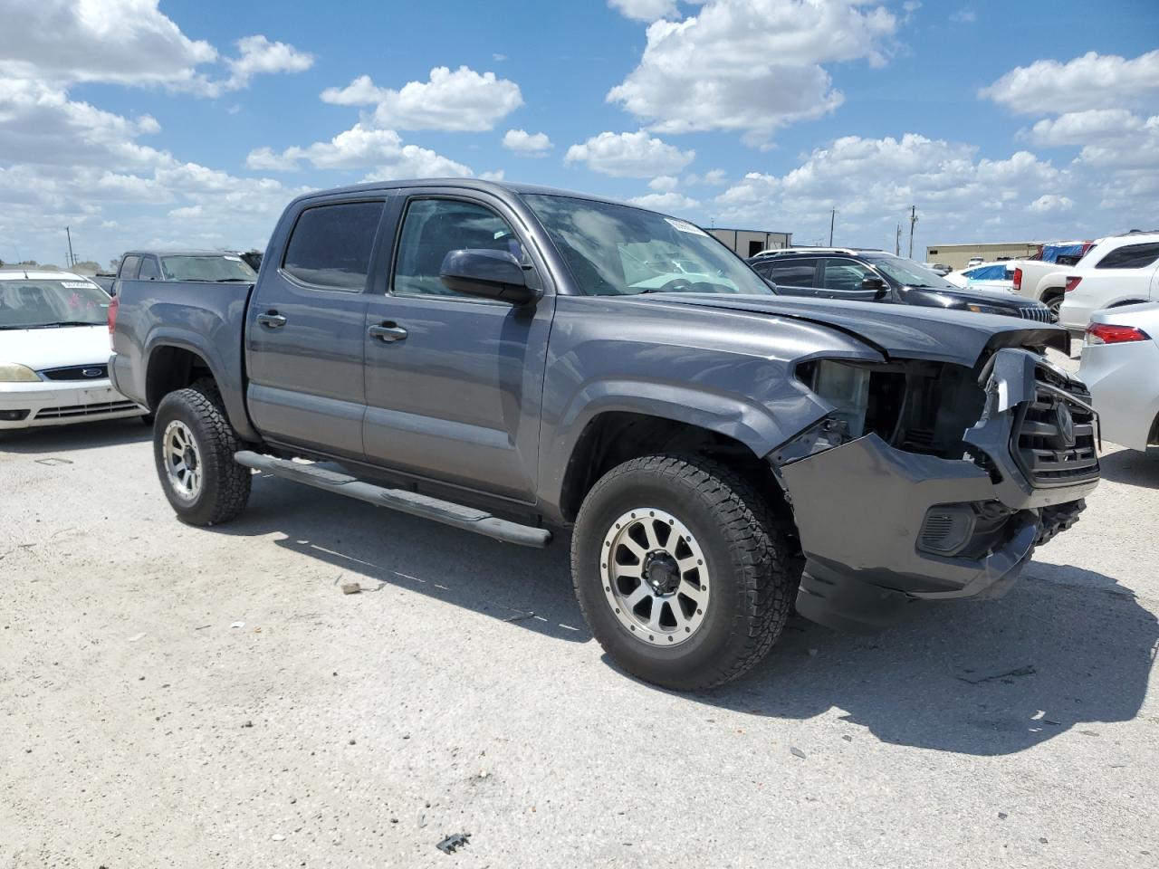 5TFAX5GN1JX116993 2018 Toyota Tacoma Double Cab