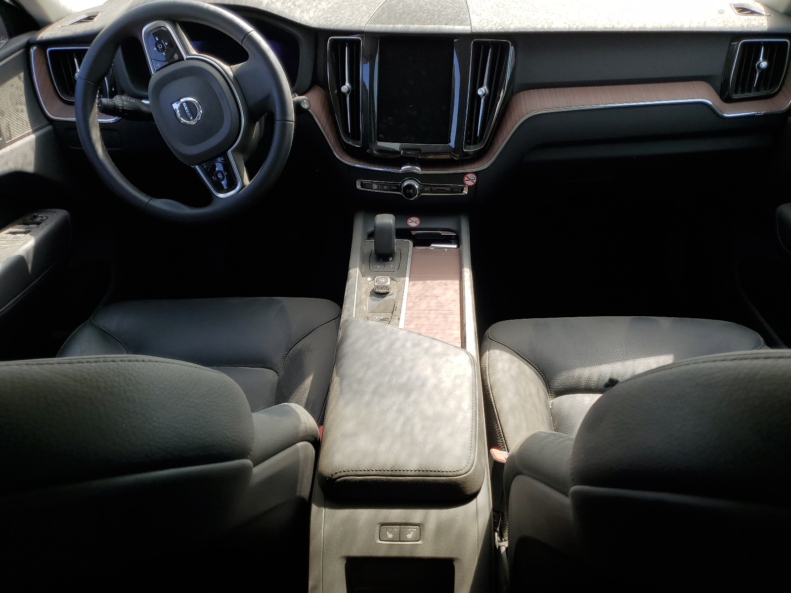 2023 Volvo Xc60 Plus vin: YV4L12RN8P1375897