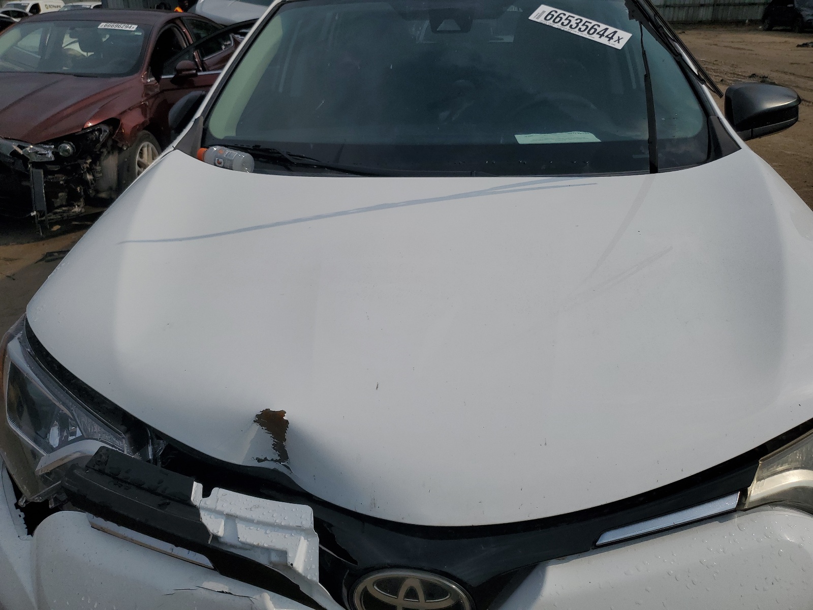 2T3ZFREV5HW353999 2017 Toyota Rav4 Le