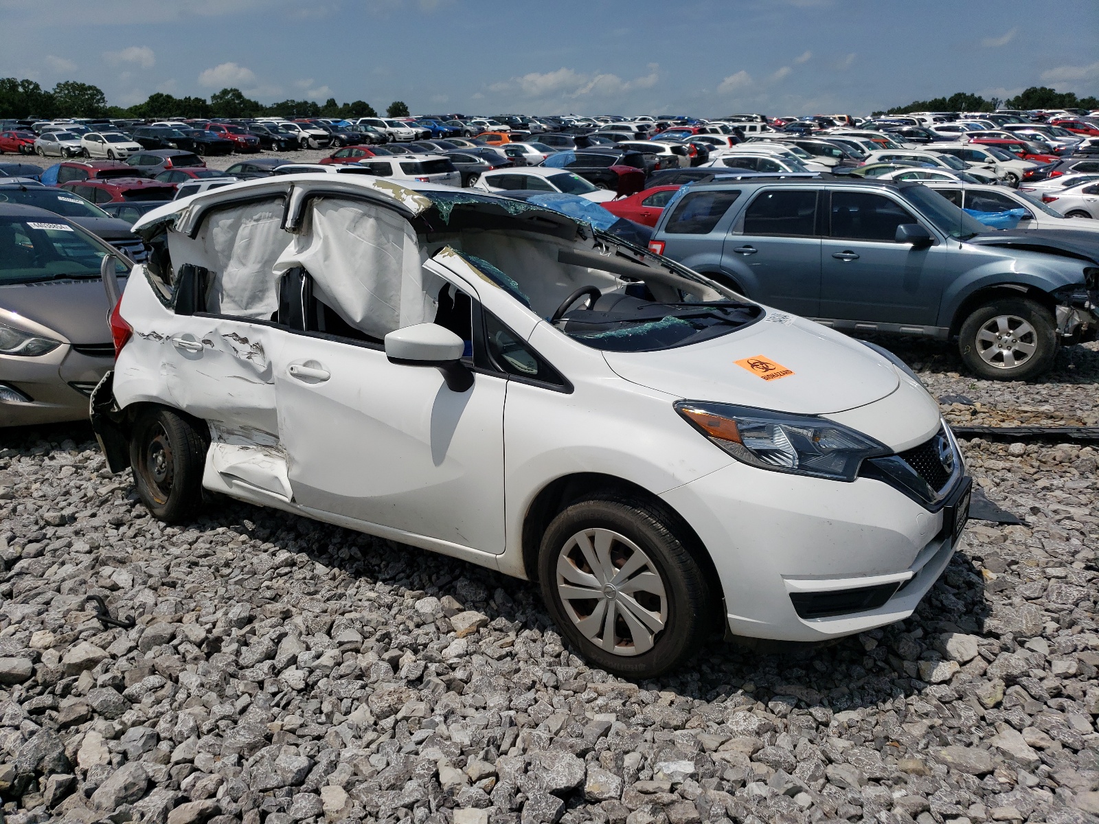 2018 Nissan Versa Note S vin: 3N1CE2CP1JL356810