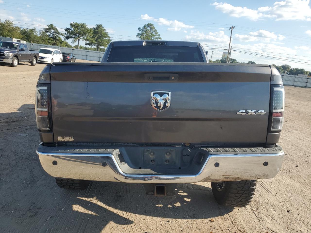 2015 RAM 2500 - Image 6