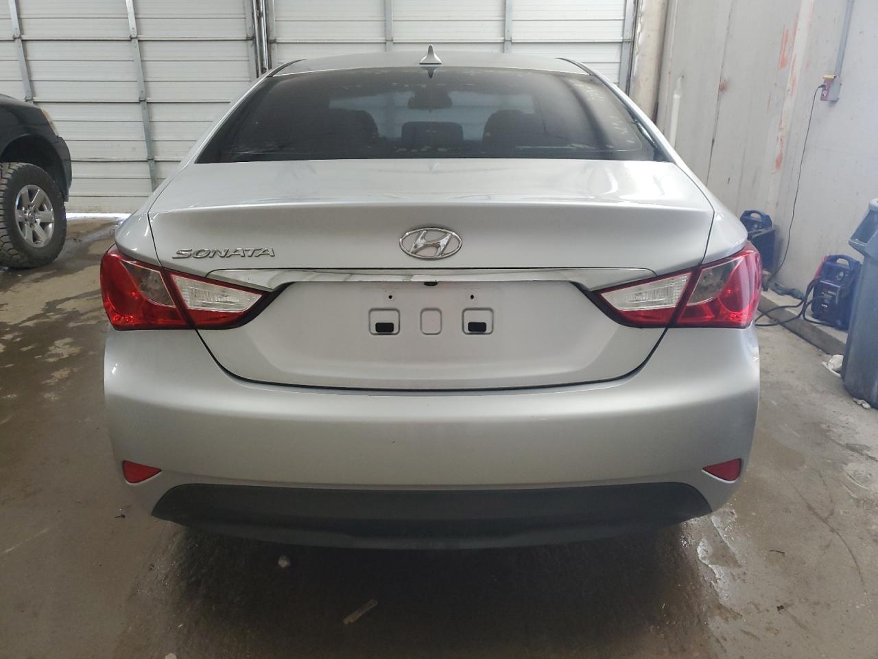 5NPEB4AC4EH893901 2014 Hyundai Sonata Gls