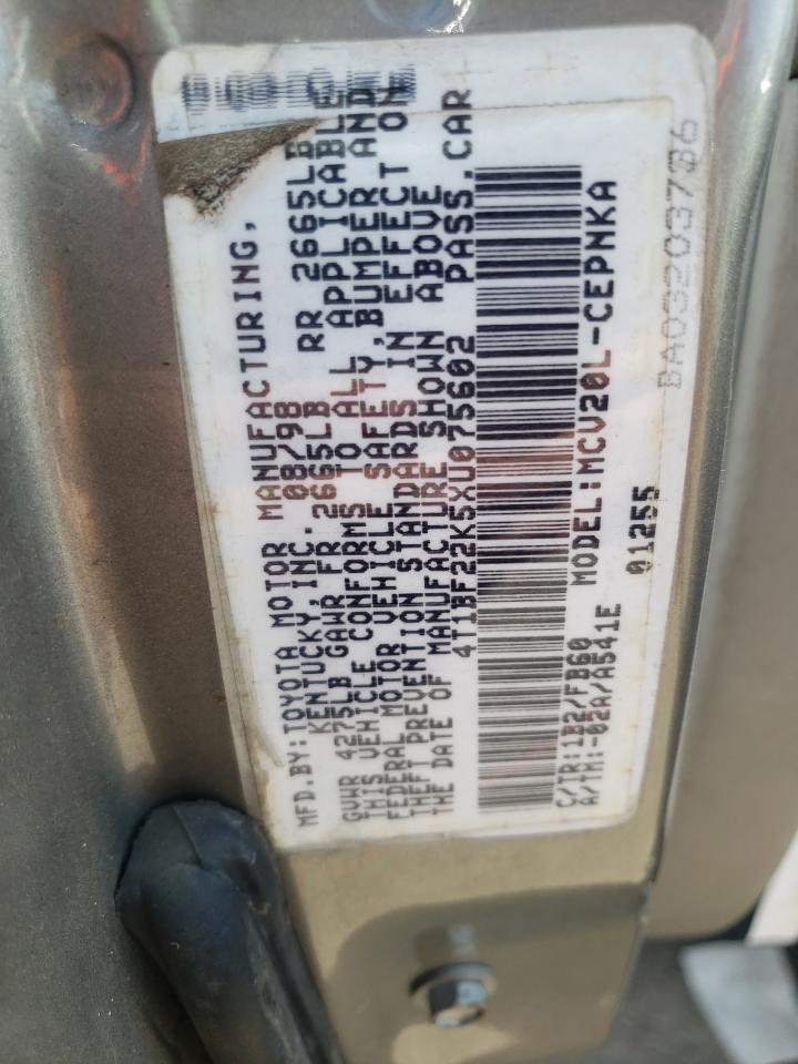 1999 Toyota Camry Le VIN: 4T1BF22K5XU075602 Lot: 67153884