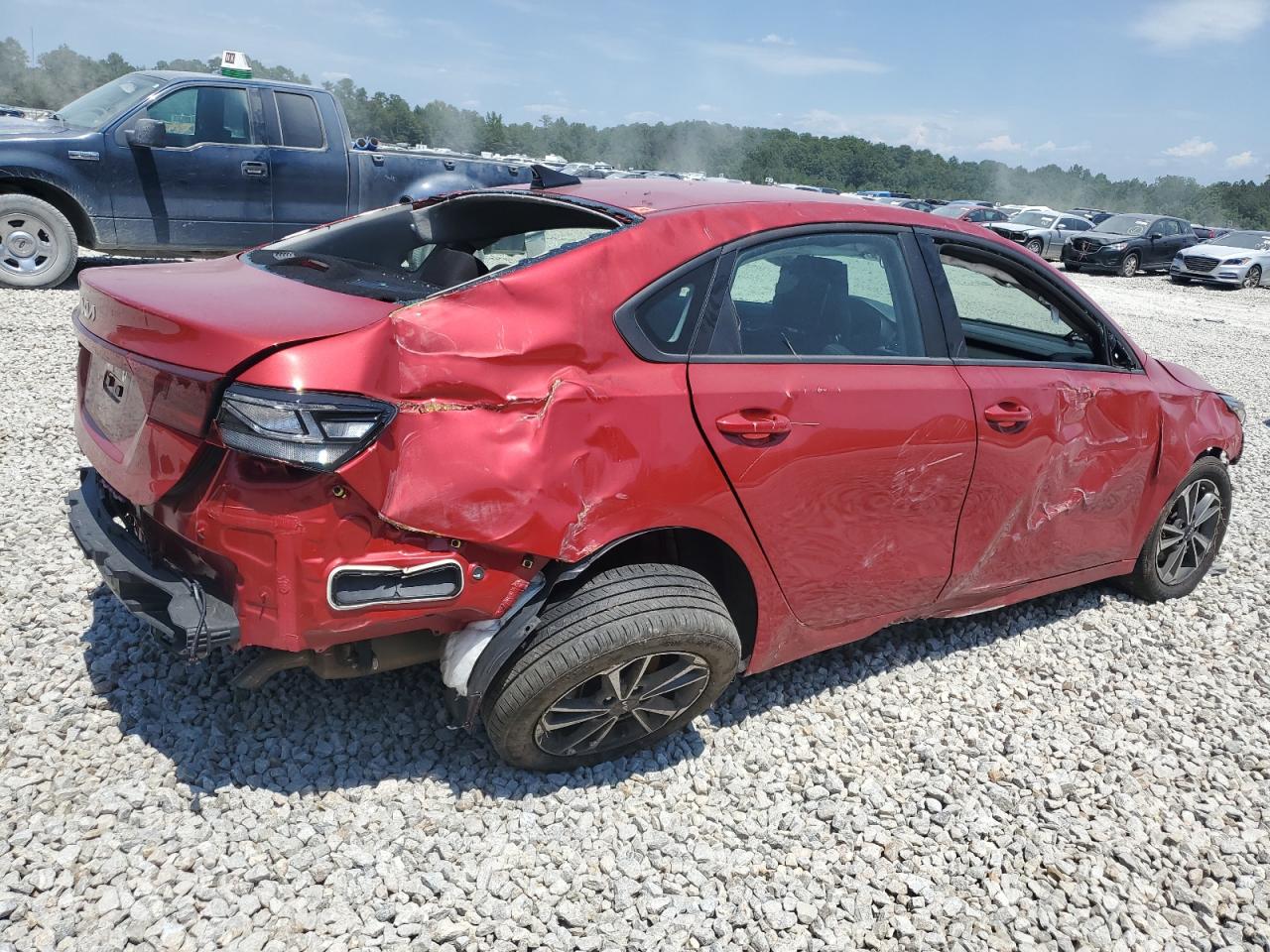 2024 Kia Forte - Image 3
