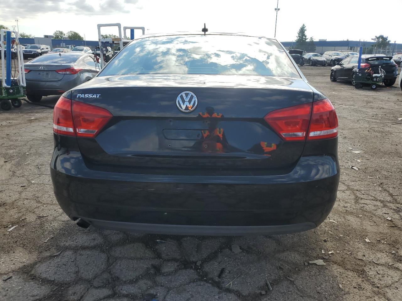 2012 Volkswagen Passat S VIN: 1VWAH7A32CC038201 Lot: 66467594