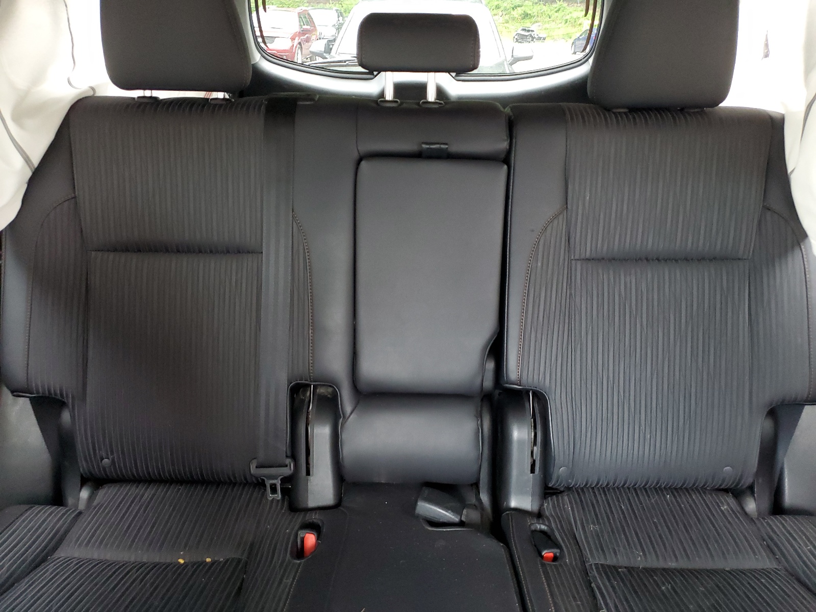 5TDBKRFH1GS269815 2016 Toyota Highlander Le