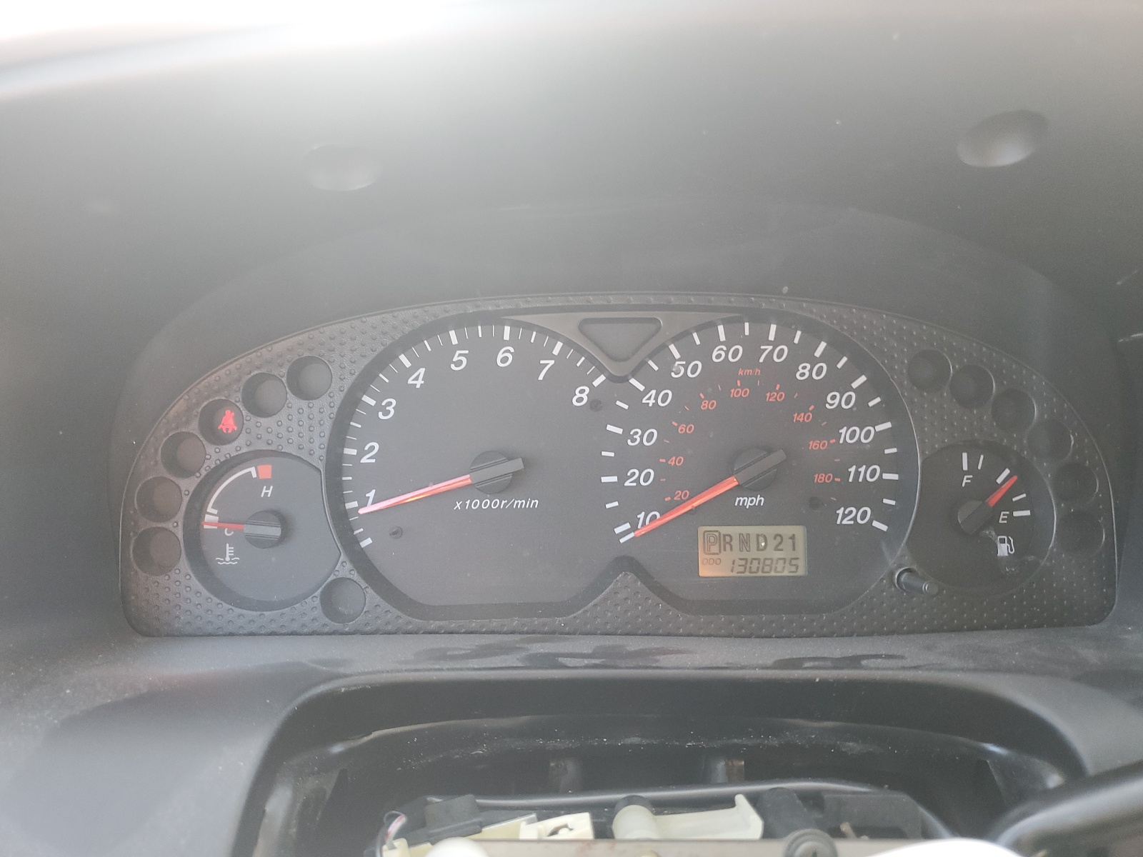 4F2CU08122KM57513 2002 Mazda Tribute Lx