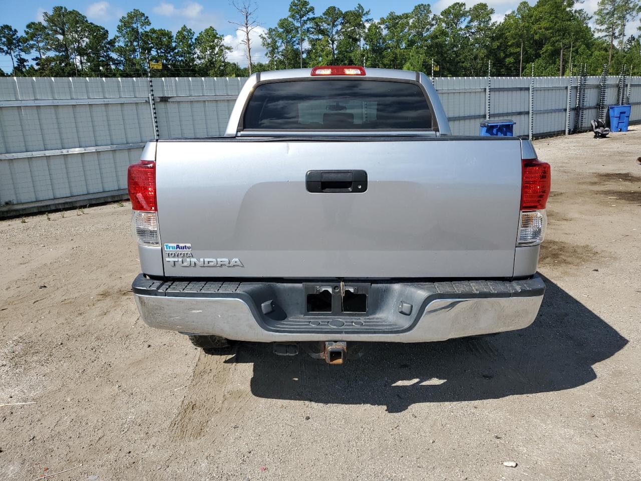 5TFEM5F1XBX032245 2011 Toyota Tundra Crewmax Sr5