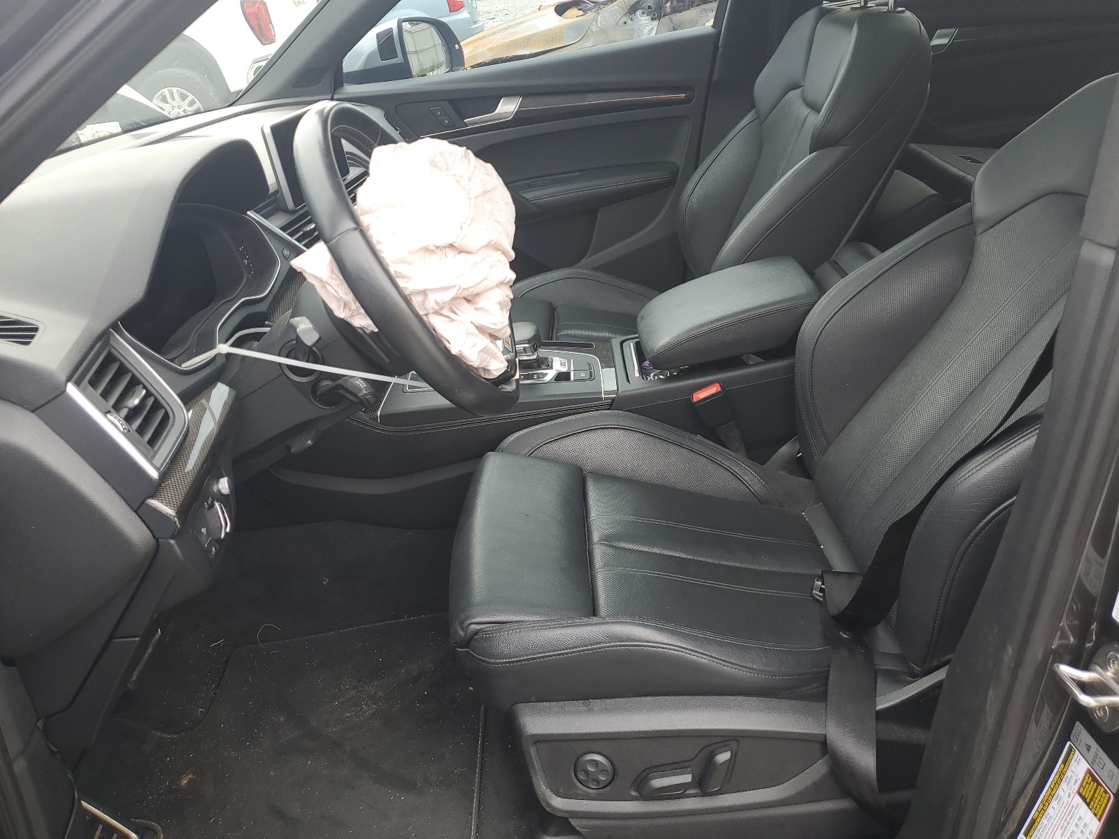 WA1C4AFY8J2025782 2018 Audi Sq5 Prestige