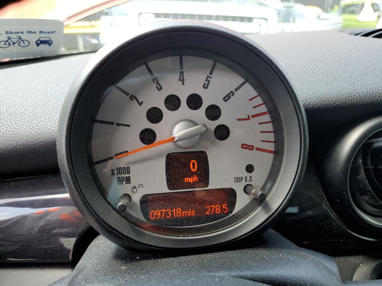 2011 Mini Cooper VIN: WMWSU3C52BT184345 Lot: 65887634