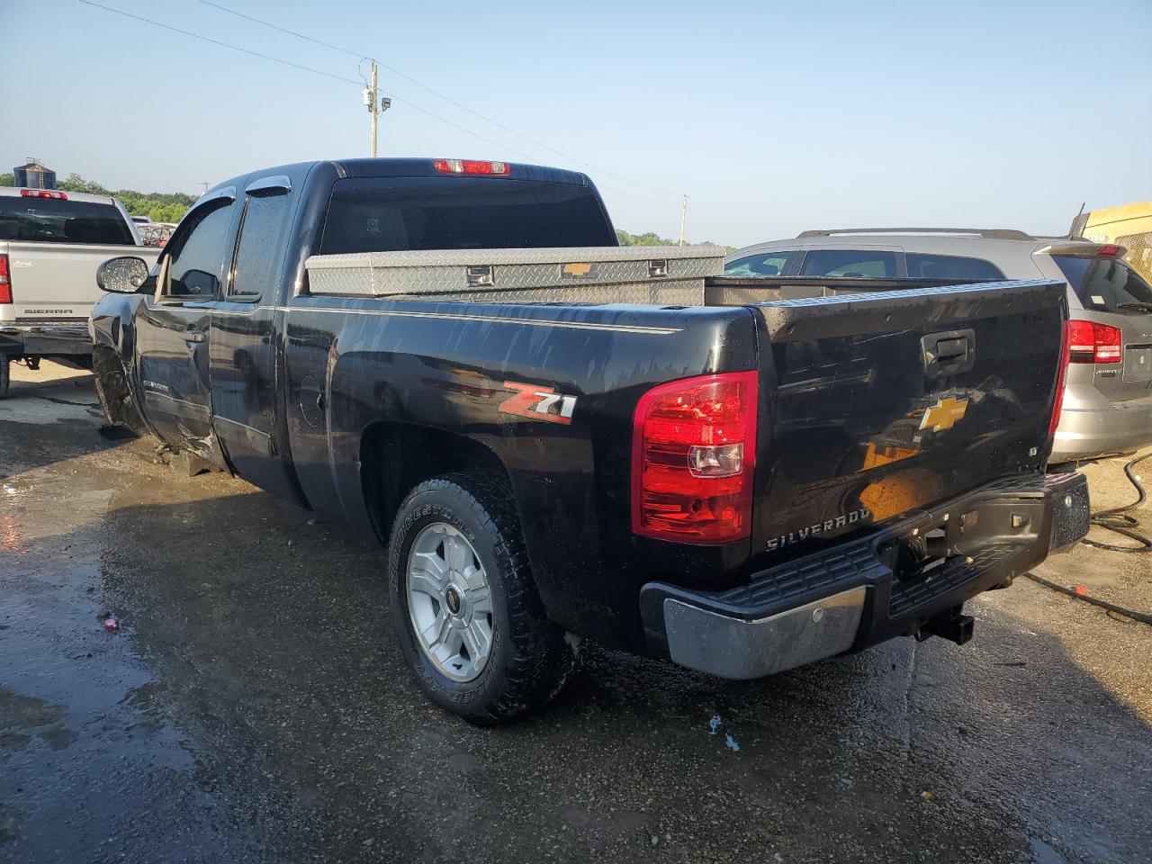 2013 Chevrolet Silverado - Image 2