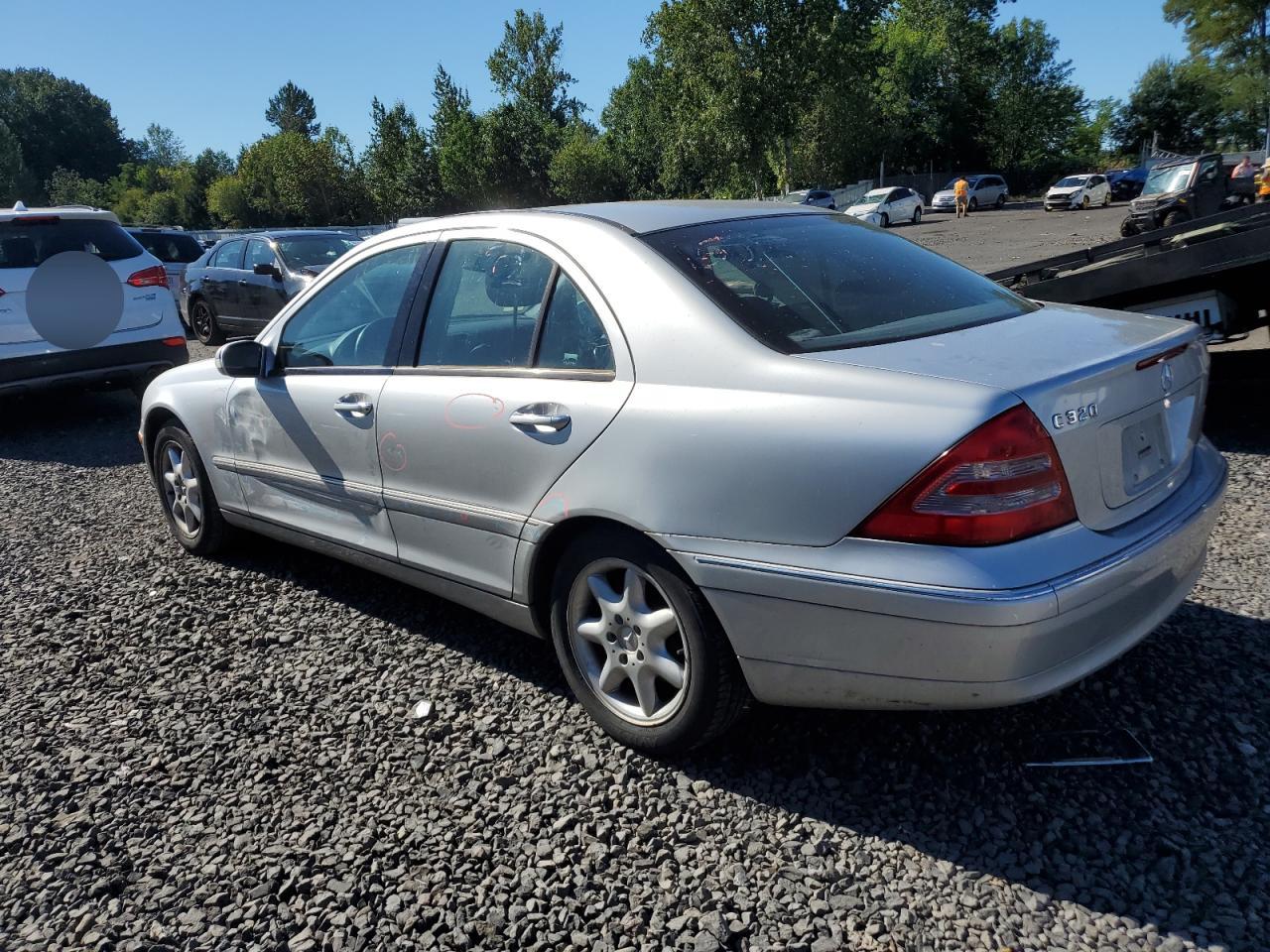 WDBRF64J51F079934 2001 Mercedes-Benz C 320