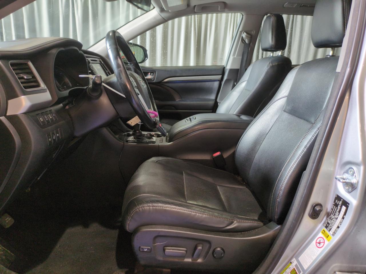 2018 Toyota Highlander Limited VIN: 5TDDZRFH5JS815754 Lot: 68370294