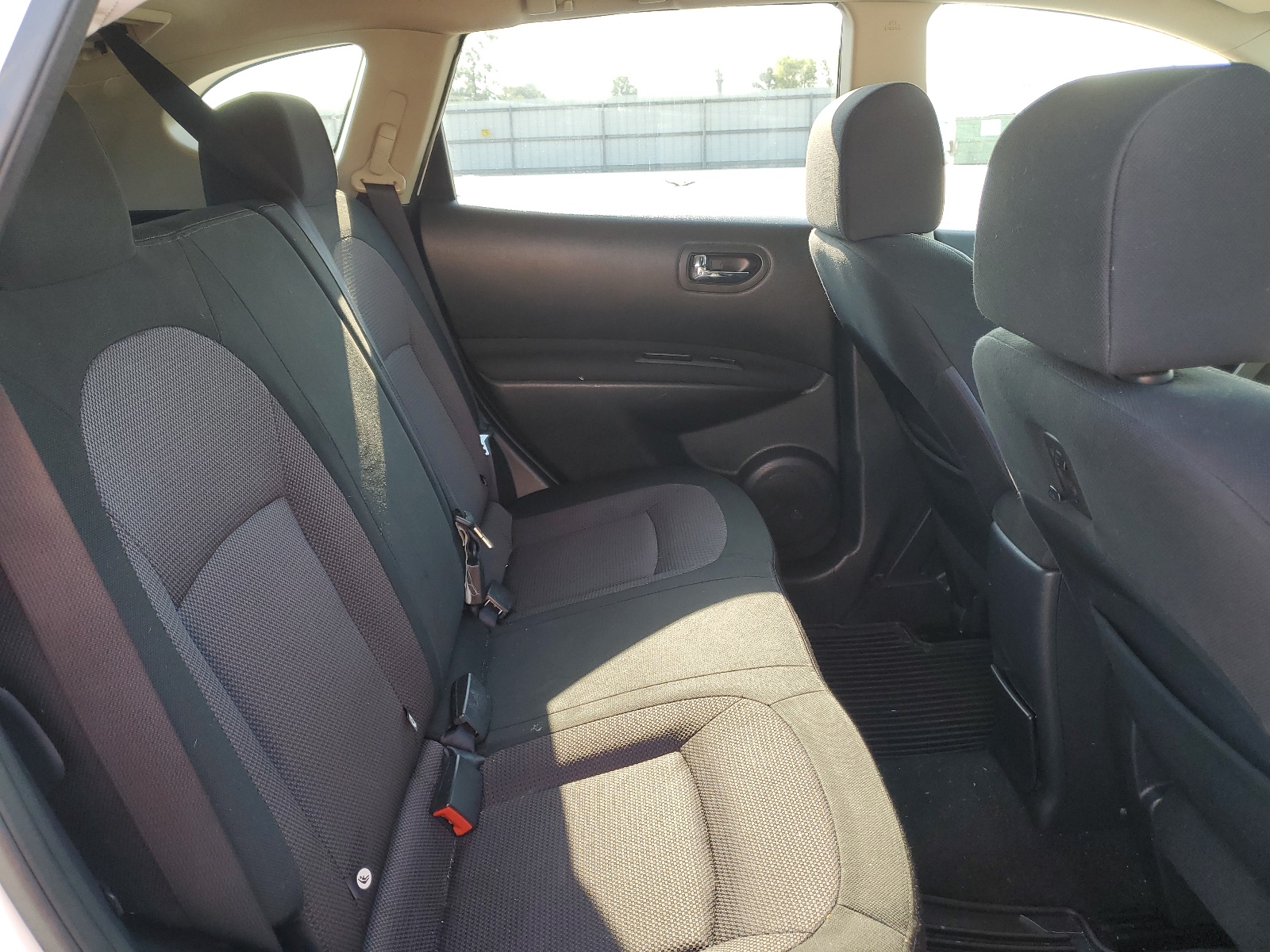 JN8AS5MV4BW301912 2011 Nissan Rogue S