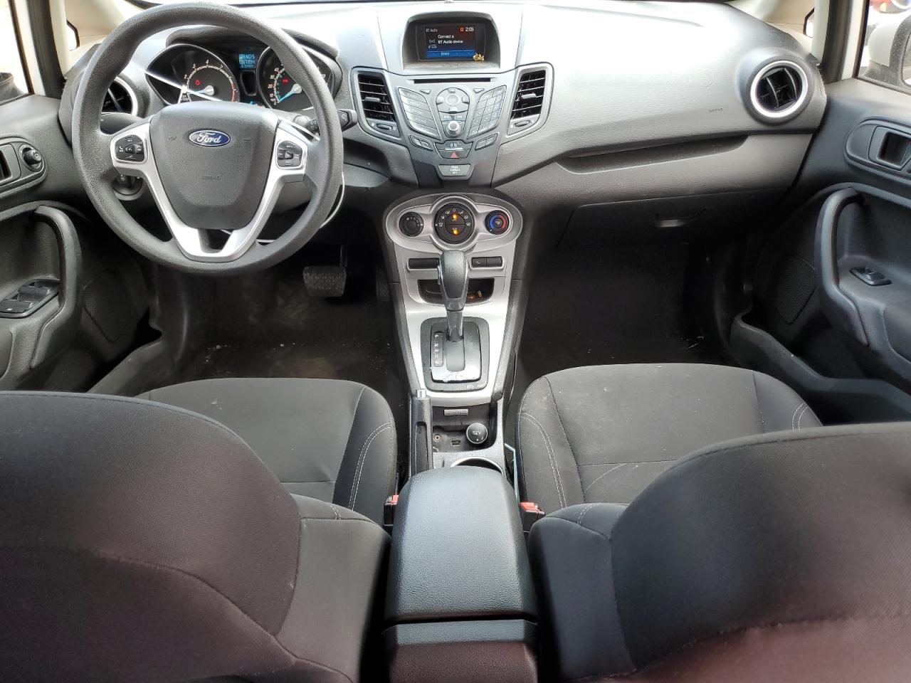 3FADP4BJ0JM132769 2018 Ford Fiesta Se