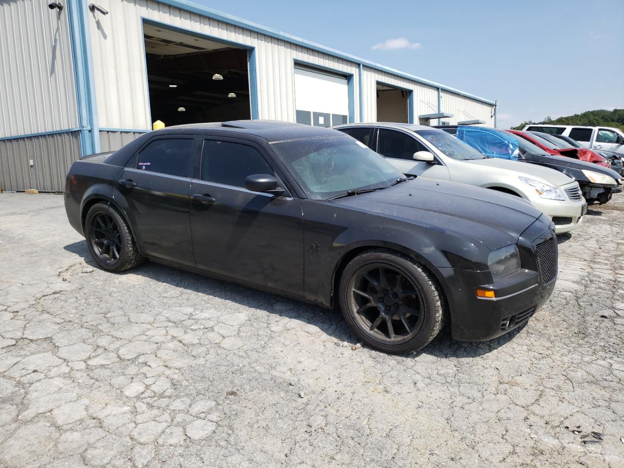 2005 Chrysler 300 - Image 4