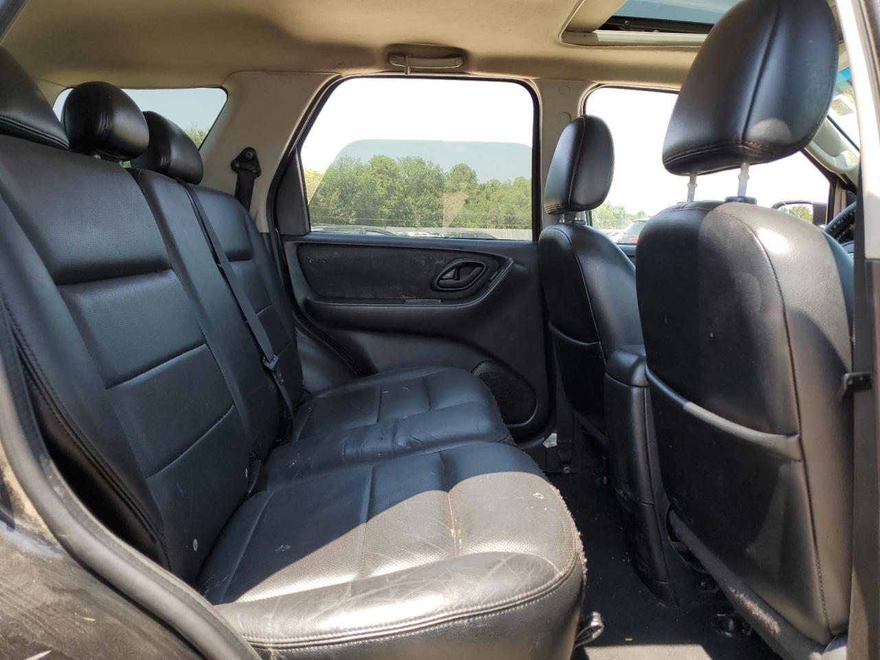 2005 Ford Escape Limited VIN: 1FMYU041X5KA80263 Lot: 66670594