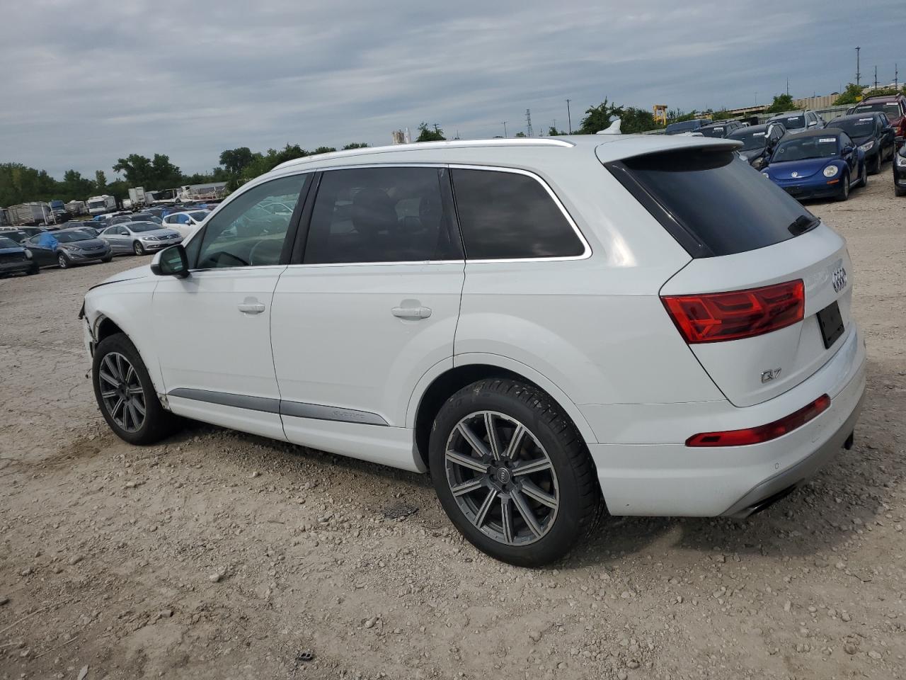 WA1LAAF75HD011272 2017 AUDI Q7 - Image 2