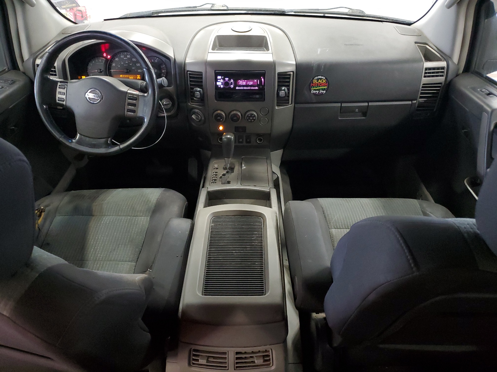 1N6AA07B14N529262 2004 Nissan Titan Xe