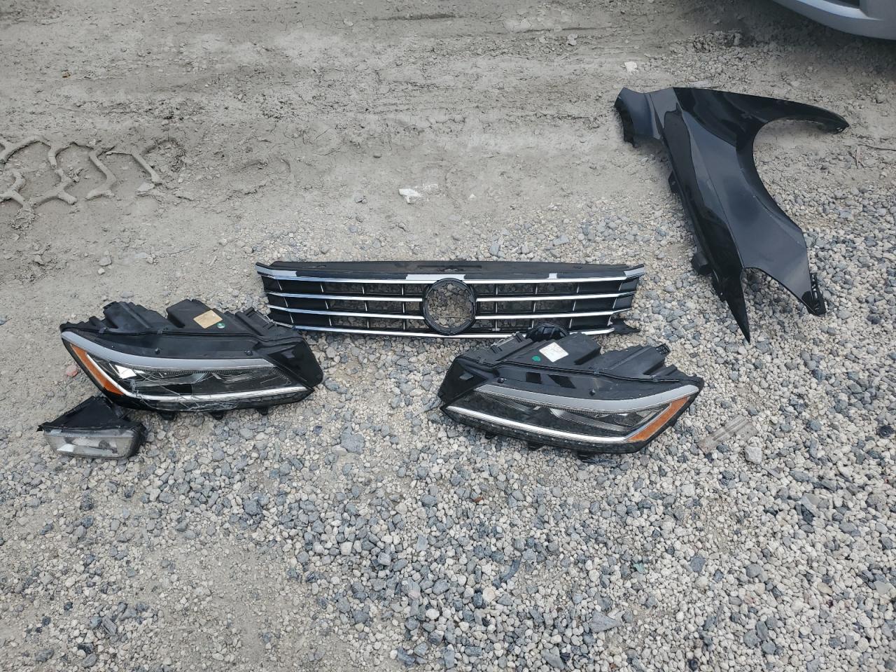 2017 Volkswagen Passat Se VIN: 1VWGT7A33HC057923 Lot: 67328994