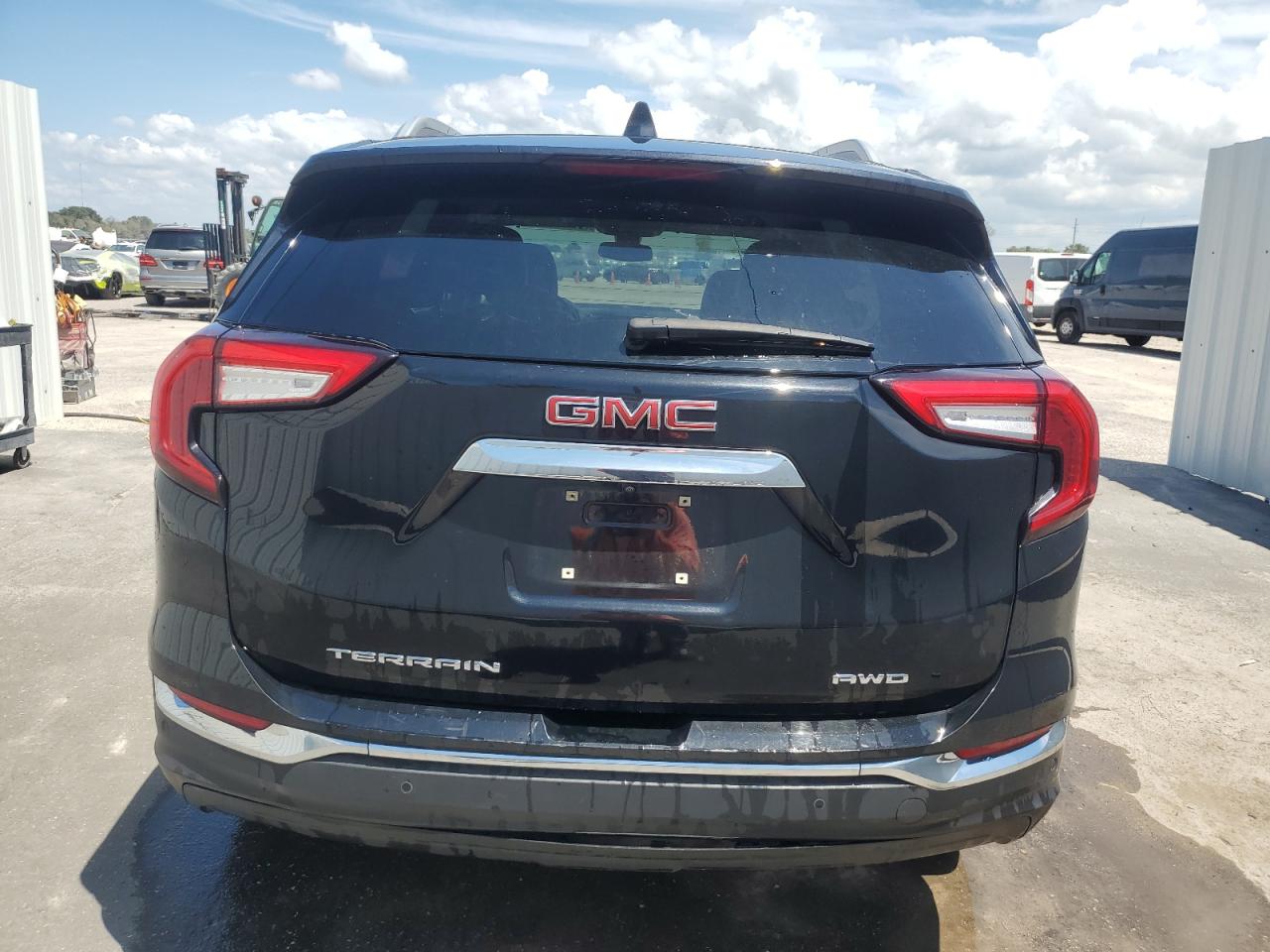 3GKALVEG7PL168041 2023 GMC Terrain Slt