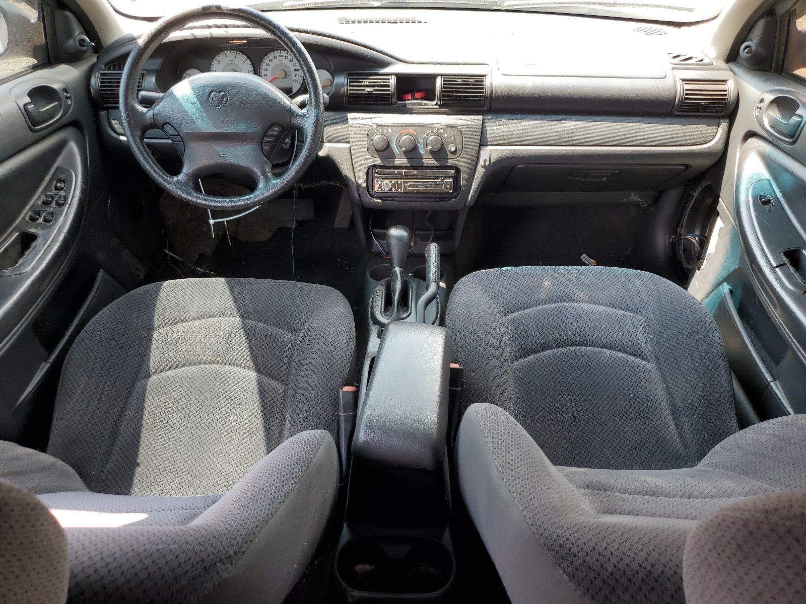 1B3EL36X74N192059 2004 Dodge Stratus Se